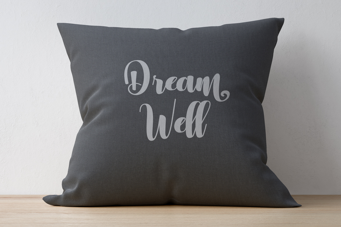 Night Juwita Lovely Font Script Screen 9
