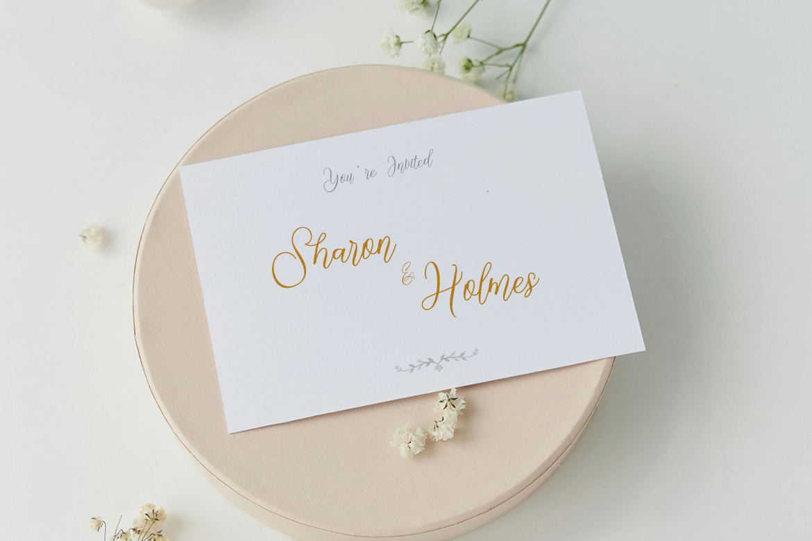 Sweety Dust Handwritten Script Font Screen 3